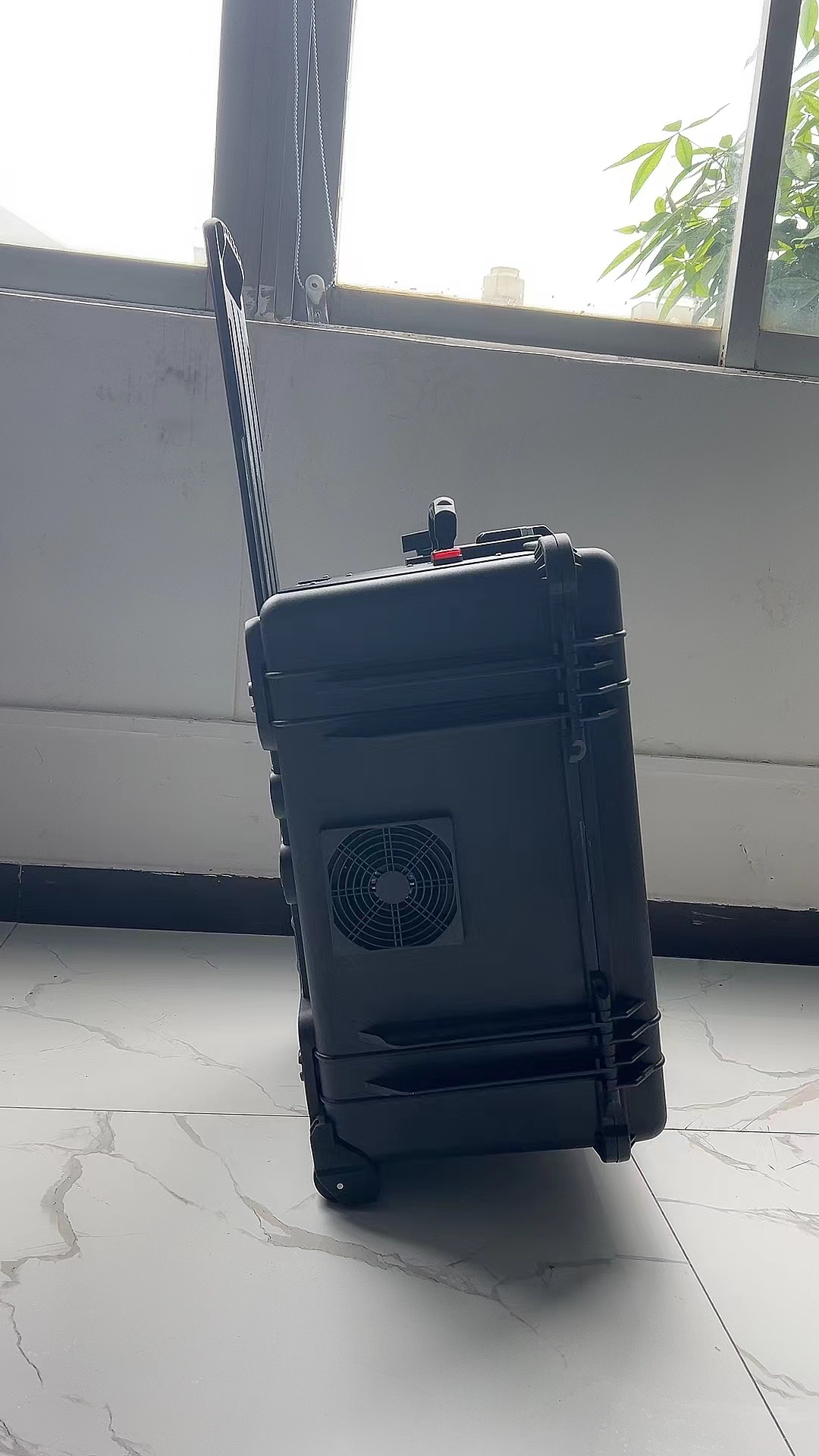 荣县手拉箱型移动通信干扰器
